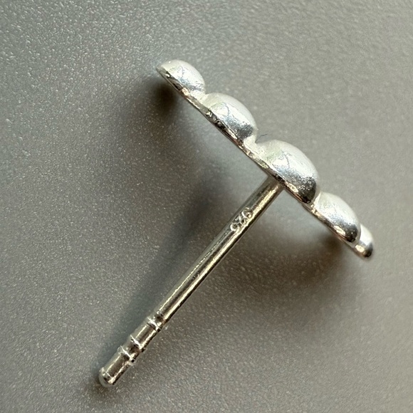 Sterling Silver Curved Beaded Bar Simple Stud Earrings - Picture 5 of 7